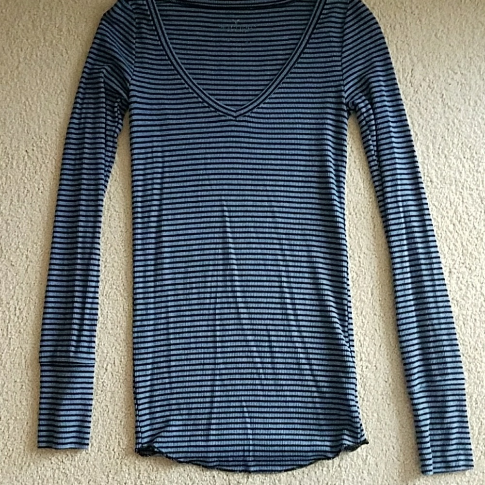 American Eagle Striped Long Sleeve Thermal Tee and Cropped Sleeve Tee Bundle